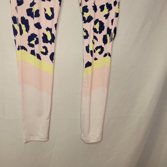 Cabana White Animal Purple print Active Leggins Women's Size Medium - Picture 5 of 10